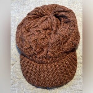 NWT wool-blend brown cable-knit newsboy cap warm for winter